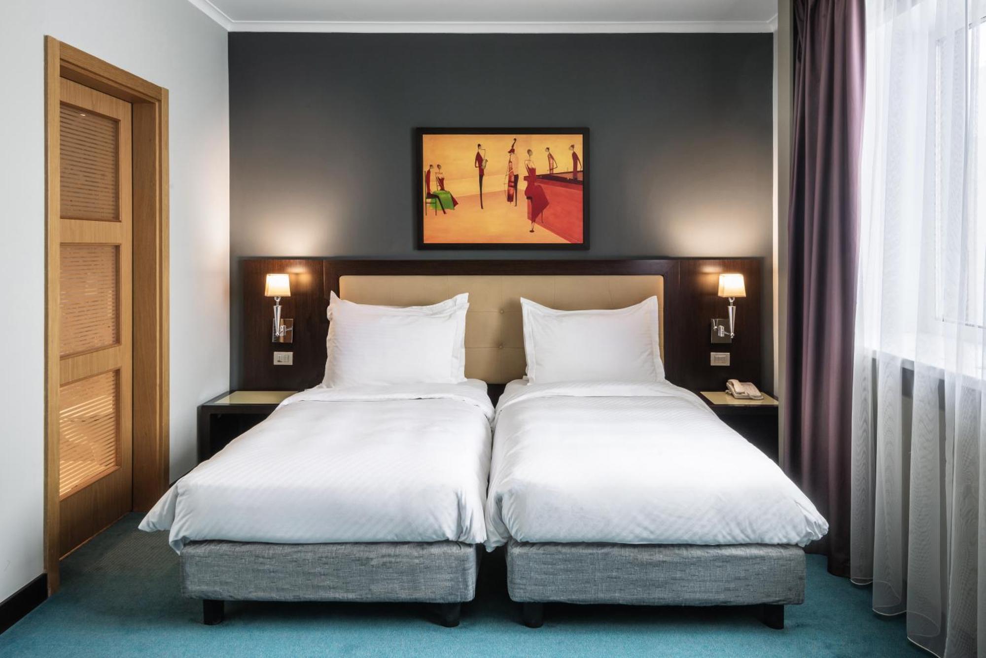 Standard Room,1213718533:JPEG